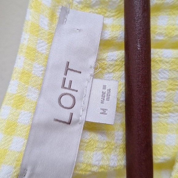 3/$20 LOFT Yellow Gingham Peplum Tank Top Size M - Picture 5 of 6